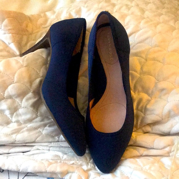Taryn Rose Shoes - Taryn Rose Tess